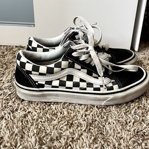 VANS Checkered Old Skool Black & White Shoes